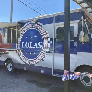 Lolas truck
