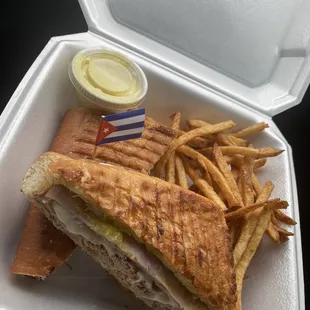 3. Cuban Sandwich (Sandwich Cubano)