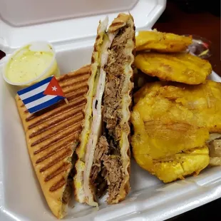 Cuban Sandwich, Friend Plaintains &amp; Lolas' Sauce. Sandwich Cubano, Tostones y Salsa Lolas.