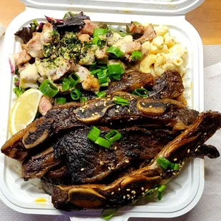 Ordered the Seared Ahi bites and Kalbi. Soo Ono, but now time for nap