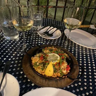 Small seafood paella