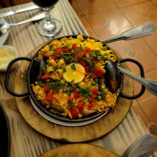 Small combination paella