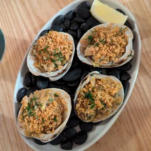 crab stuffed littleneck clams