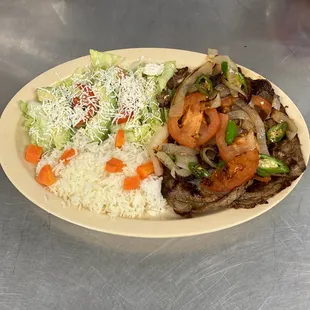 Steak ala mexican arroz y ensalada