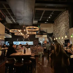 Main level indoor ambiance