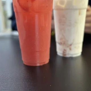 MEDIUM AGUA DE HORCHATA