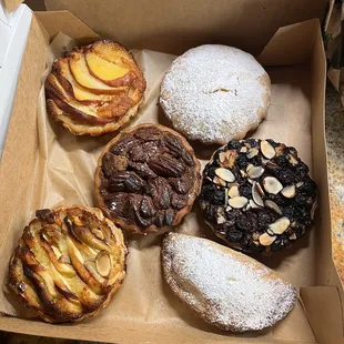 Awesome. Awesome. Tarts &amp; apple empanada. Can&apos;t wait