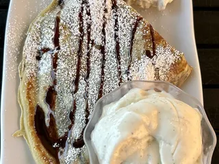 Lily's Creperie