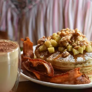 Apple Pie Pancakes