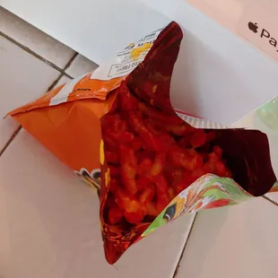 Hot Cheetos n cheese