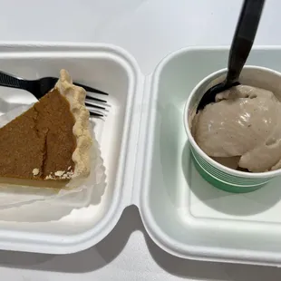 Pumpkin pie and Vegan Coconut chai ice cream