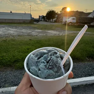 regular cup of Cookie Monster $7.95 (instagram: @issa.cheatday)