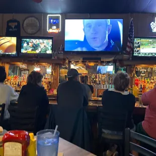 photo of the bar from our high top