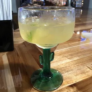 a margarita in a glass