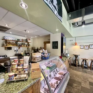 Front counter and side seating