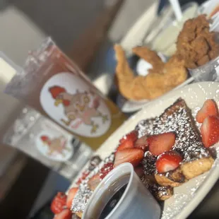 French Toast x Fried Chicken &amp; Grits