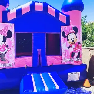 13x13x13 bouncing house "dry"