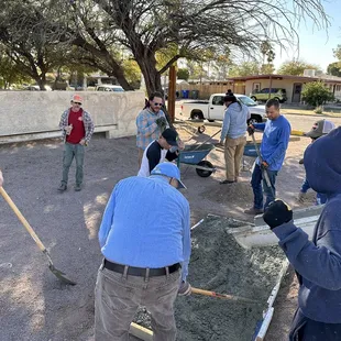 Pouring tee pads