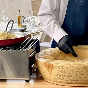 Tableside preparation of black truffle pasta