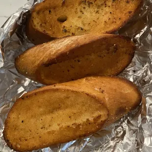 Garlic bread, came with pasta.