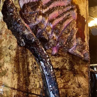 Wagyu Tomahawk