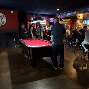 Thursday nights. A good night to catch a pool game and listen to some good music  with buddies. Good turnout.