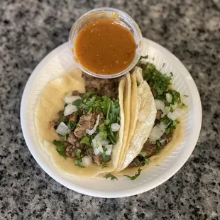 Asada tacos fantastic sauce meat needs a bit more flavour but very good nonetheless...