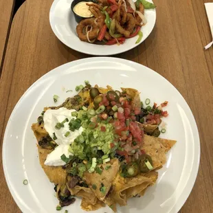 Crispy Calamari and Nachos with steak.
