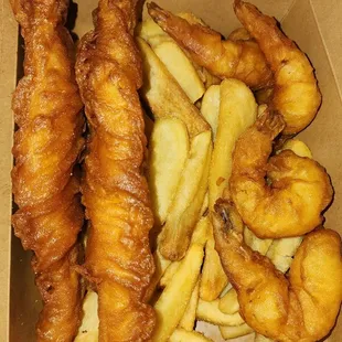 2 fish, jumbo shrimp &amp; chips.... 5/5