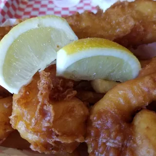 4 Jumbo Shrimps and Chips