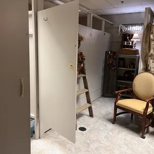 Ladies Bathroom