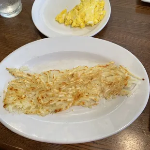 Hash browns, 2 eggs, pancake stack