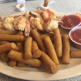 Mmmmm fried shrimp and hushpuppies