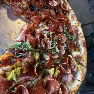 LG Jabroni Pizza