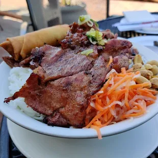 Vermicelli noodles with grilled pork and eggroll