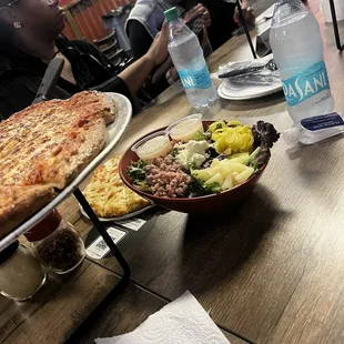 Five - O Salad &amp; Pizza