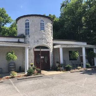 the front of the winery