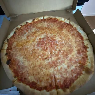 18" cheese pizza