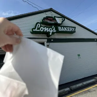 Long&apos;s Bakery on May 20, 2024