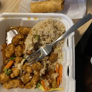 General Tso&apos;s Chicken meat very old/overcooked not edible
