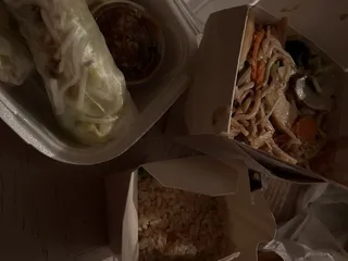 Huong Sizzling Wok