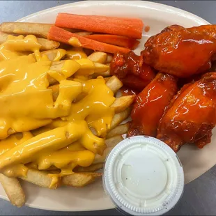 6 Wings &amp; Fries Combo