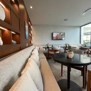 Long board club seating