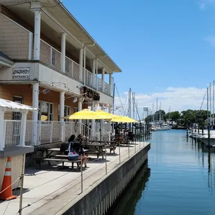 Outside dining by the Marina at Longboards