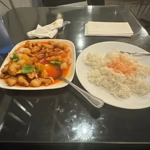 B22. Sweet and Sour Chicken