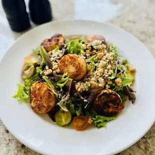 spicy grilled shrimp and scallop salad