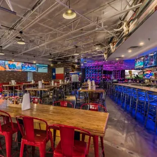 Dining area near main bar