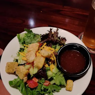 Side salad, yummy!