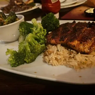 food, seafood, grilled fish, grilled seafood, fish