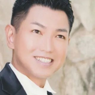 Mark R.